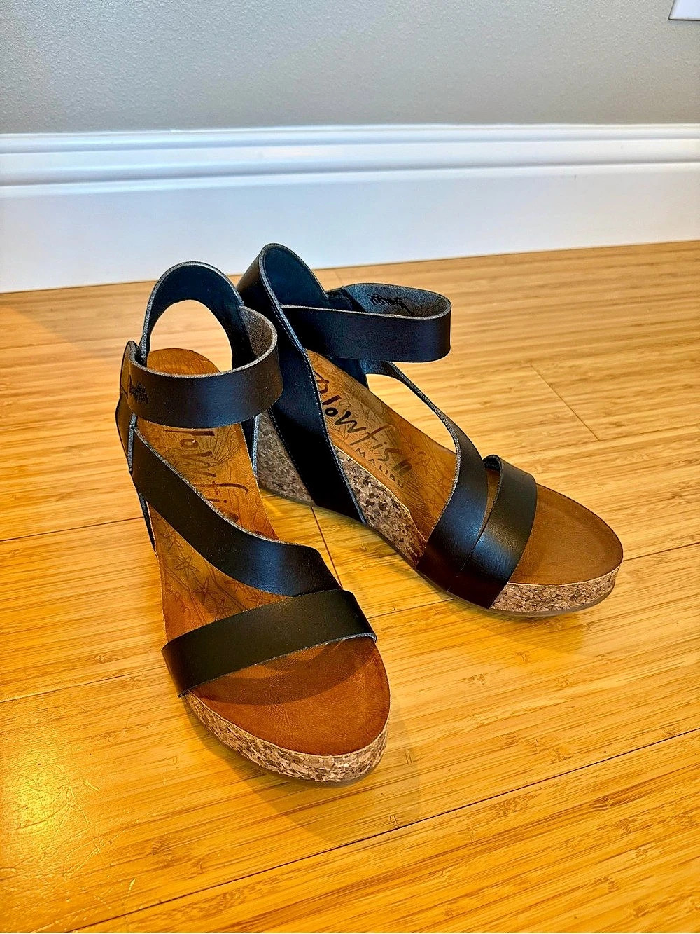NWOT Blowfish Malibu wedge sandals Black Wedge Sandals US 10